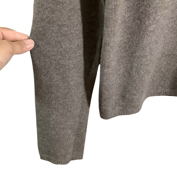 TSE Cashmere Crew Neck Long Sleeve Sweater - Picture 5 of 11